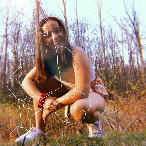 Meet your Posher, Caedence - Picture 1 of 1